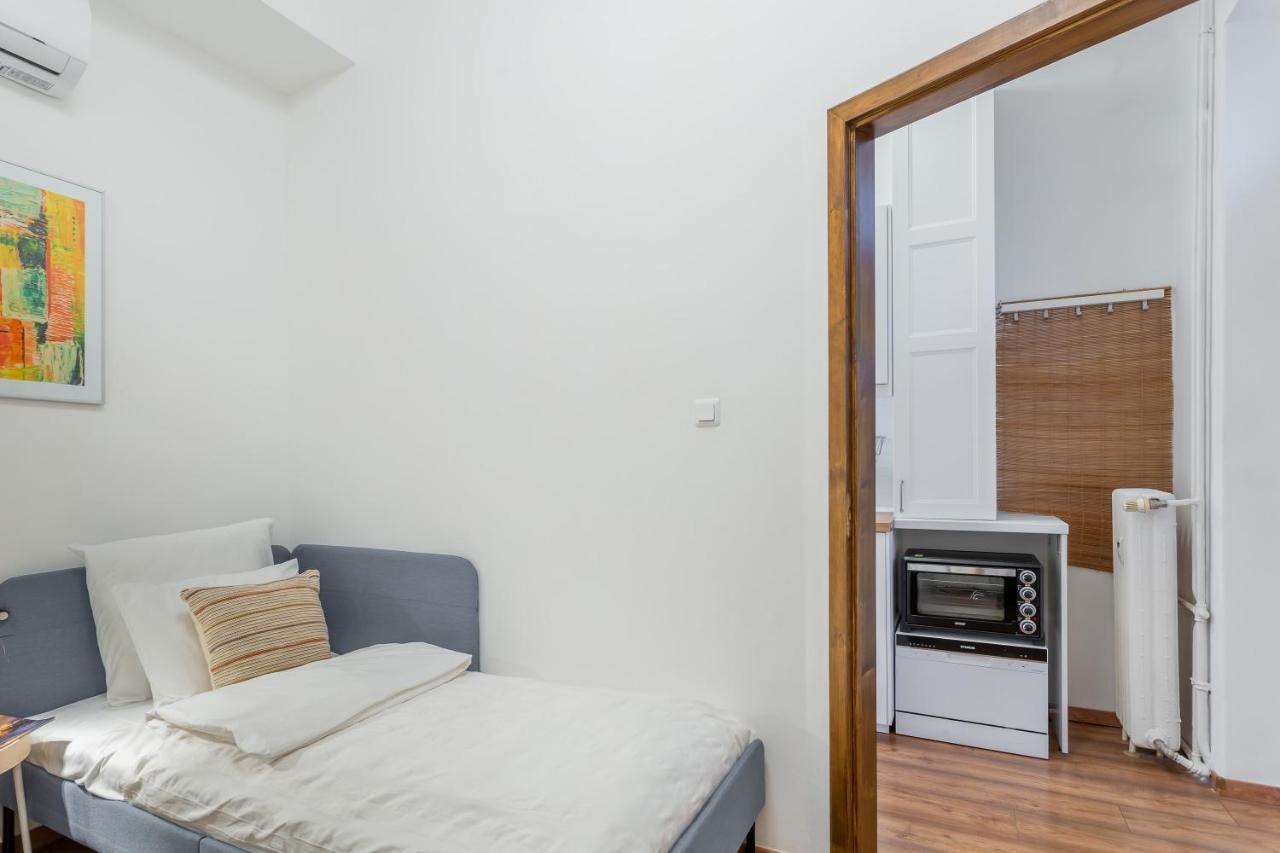 Central Avenue Apartment Budapeste Exterior foto