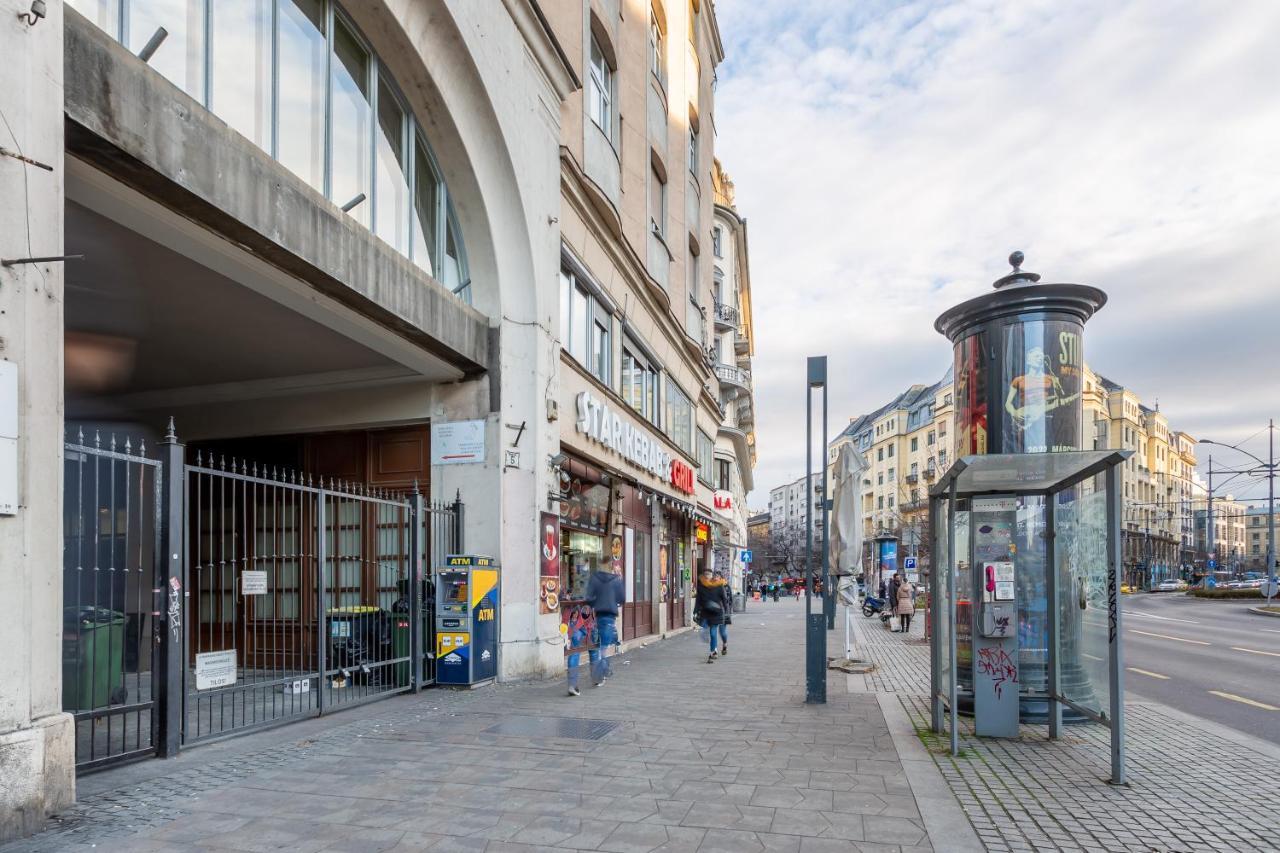 Central Avenue Apartment Budapeste Exterior foto