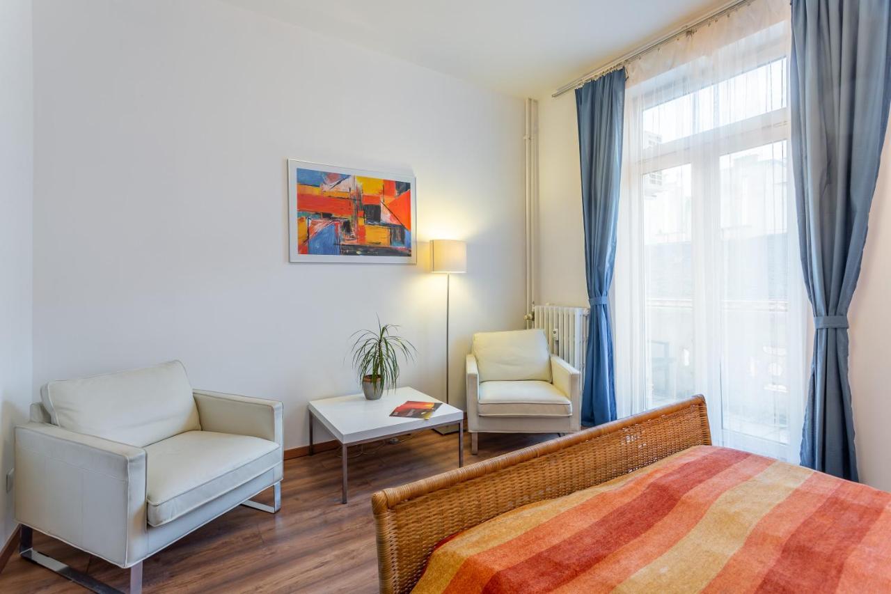 Central Avenue Apartment Budapeste Exterior foto