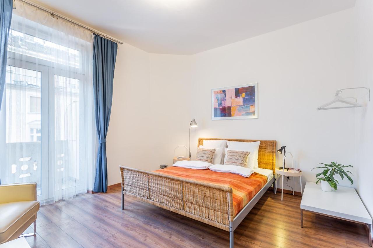 Central Avenue Apartment Budapeste Exterior foto